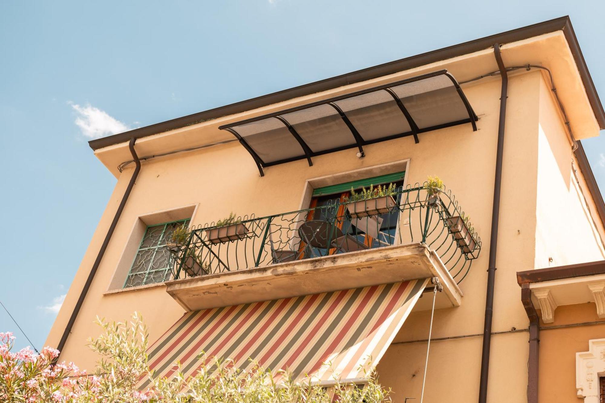 Appartamento Attico Vintage 10Min Da Arena Verona Exterior foto